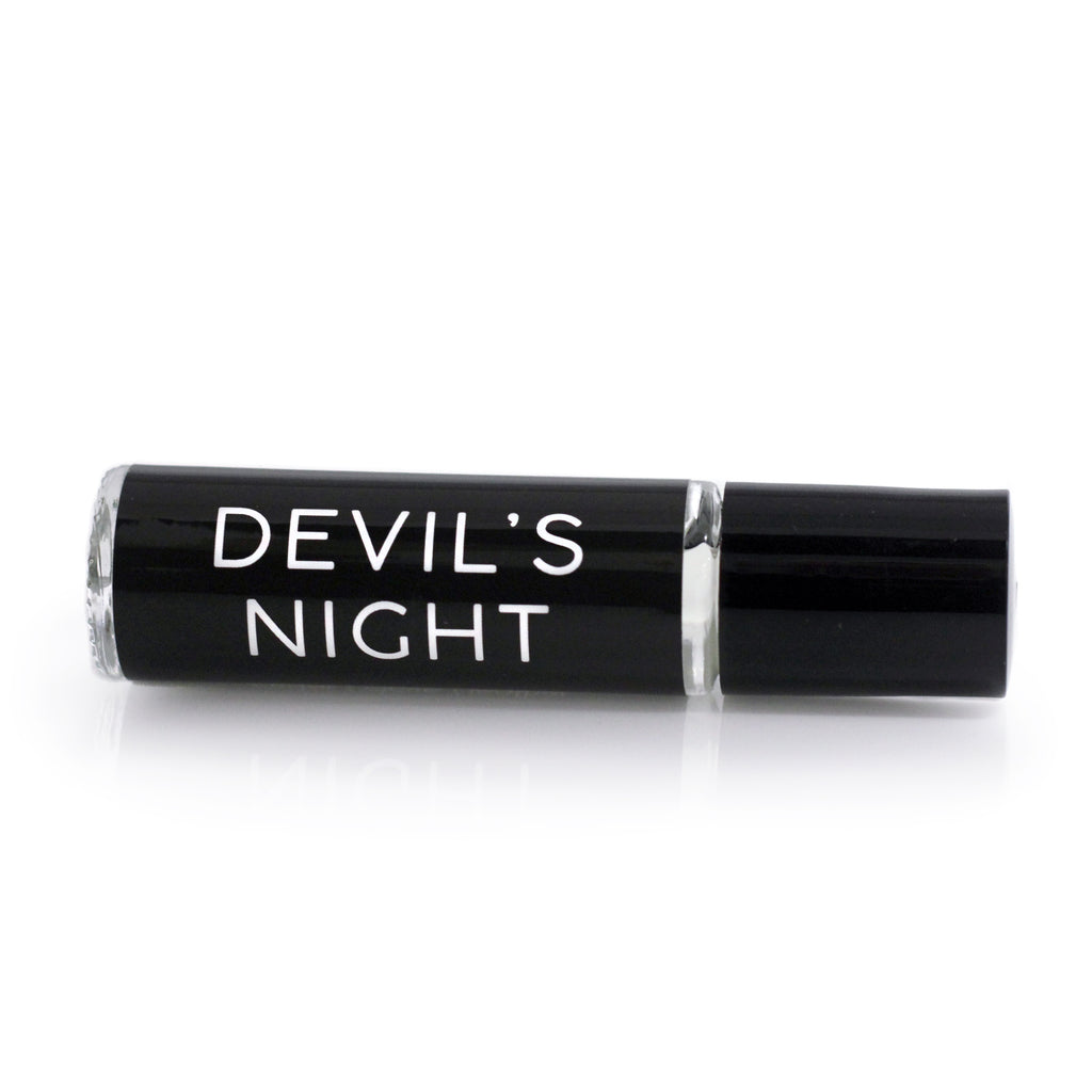 Devil's Night (Cedar + Clove)